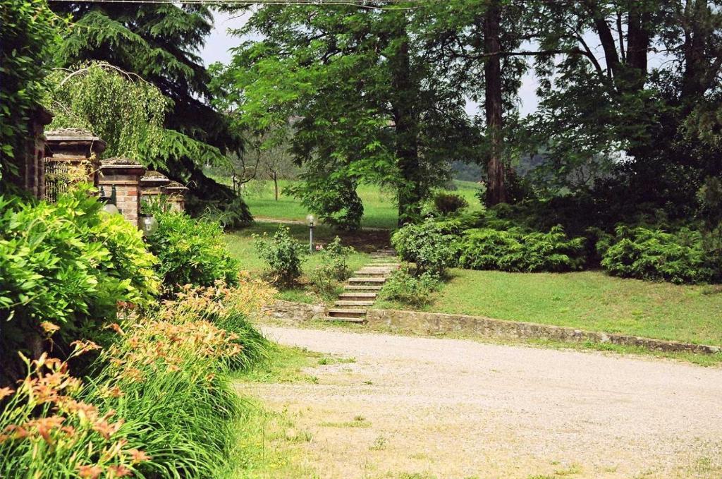 Tenuta Terensano Monleale Ngoại thất bức ảnh