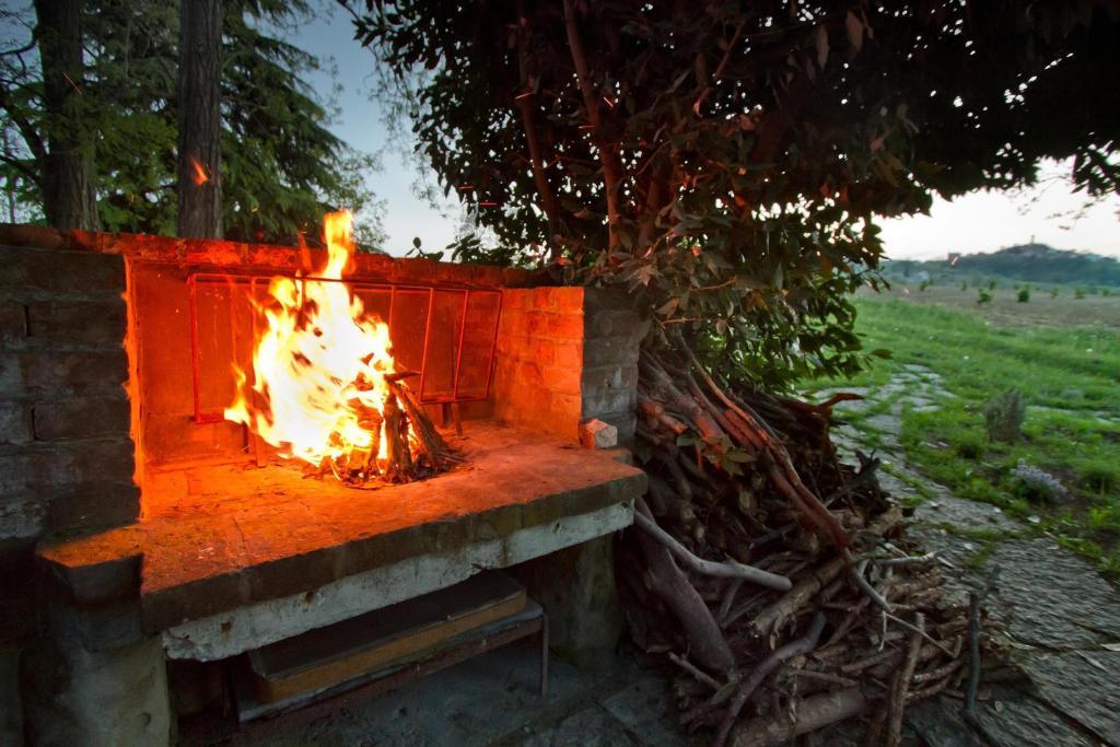 Tenuta Terensano Monleale Ngoại thất bức ảnh